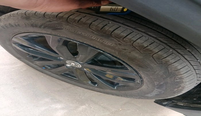 2024 Toyota Urban Cruiser Taisor S Plus 1.2 Petrol AMT, Petrol, Automatic, 5,090 km, tyre