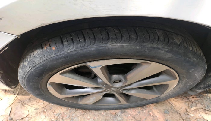 2015 Hyundai Elite i20 ASTA 1.2, Petrol, Manual, 68,705 km, tyre