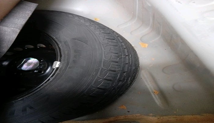 2018 Honda Amaze 1.2L I-VTEC V CVT, Petrol, Automatic, 28,515 km, tyre