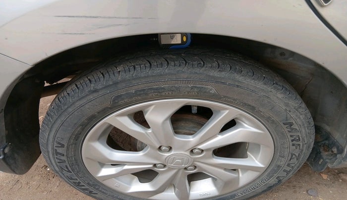 2018 Honda Amaze 1.2L I-VTEC V CVT, Petrol, Automatic, 28,515 km, tyre