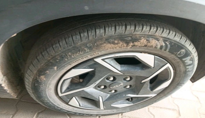 2024 KIA SONET 	 HTX 1.0 TURBO DCT, Petrol, Automatic, 28,869 km, tyre