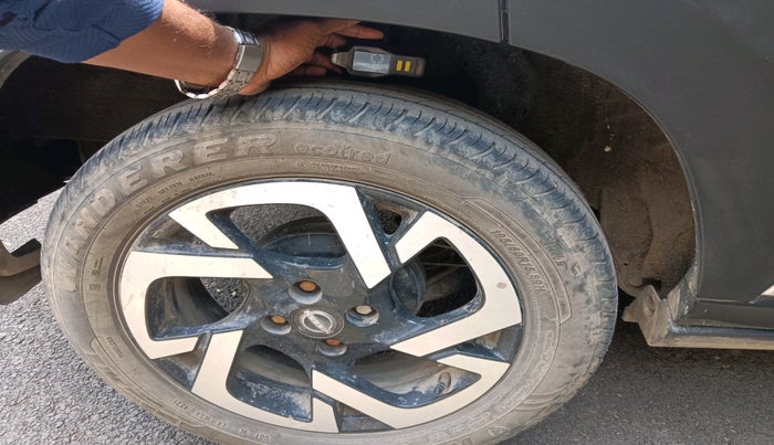 2021 Nissan MAGNITE XV PREMIUM TURBO (O), Petrol, Manual, 15,236 km, tyre