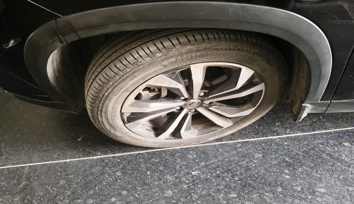 2023 MG HECTOR PLUS SHARP PRO 2.0 TURBO DIESEL 7 STR, Diesel, Manual, 94,534 km, tyre