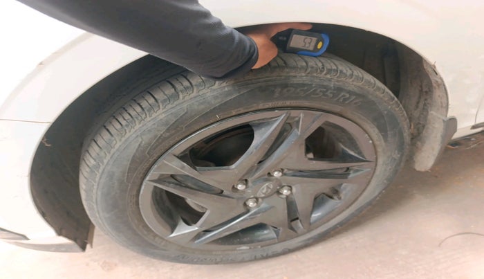 2023 Hyundai NEW I20 Sportz 1.2 IVT, Petrol, Automatic, 16,019 km, tyre