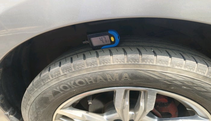 2020 Maruti Dzire VXI AMT, Petrol, Automatic, 16,363 km, tyre