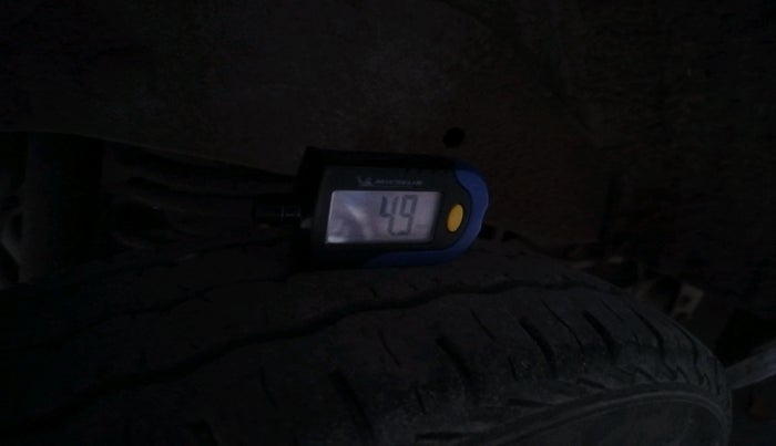 2023 Maruti Eeco 5 STR AC CNG, CNG, Manual, 30,077 km, tyre