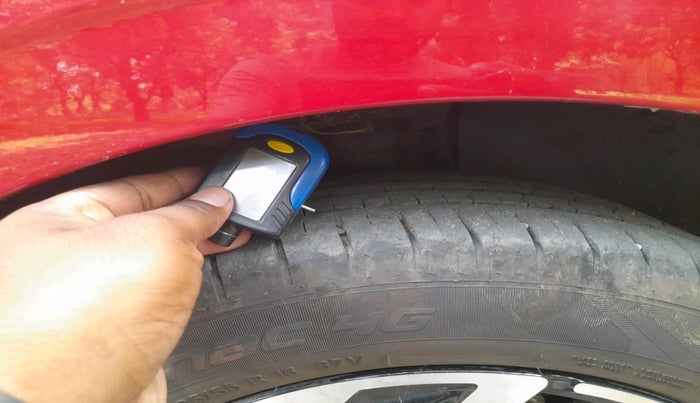 2025 Hyundai NEW I20 ASTA 1.2 MT, Petrol, Manual, 3,620 km, tyre