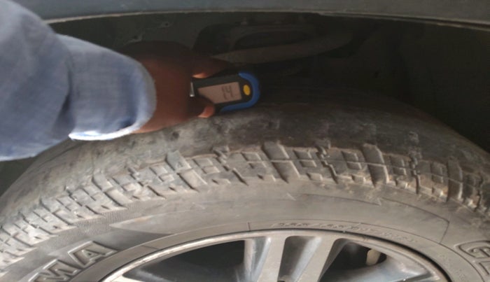 2018 Toyota Fortuner 2.8 4X2 AT, Diesel, Automatic, 93,111 km, tyre