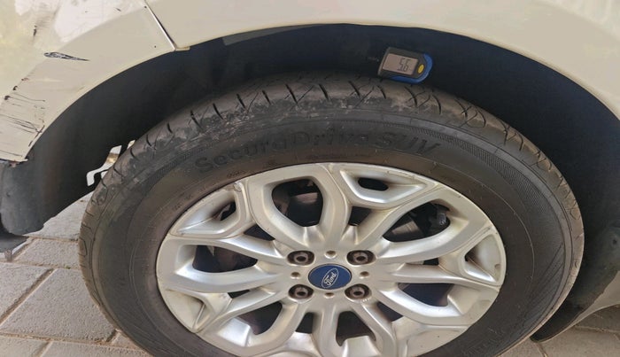 2015 Ford Ecosport TITANIUM 1.5L DIESEL, Diesel, Manual, 1,25,429 km, tyre