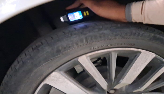 2020 Honda City 1.5L I-VTEC ZX, Petrol, Manual, 56,412 km, tyre