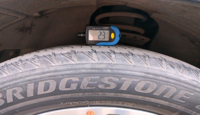 2021 Tata Safari XZA PLUS, Diesel, Automatic, 79,414 km, tyre