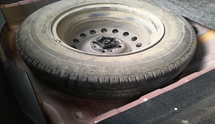 2021 Tata ALTROZ XZ PETROL, Petrol, Manual, 47,505 km, tyre