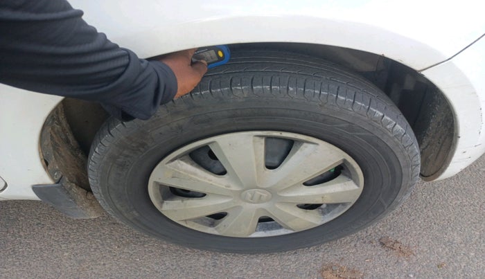 2011 Maruti Ritz VDI, Diesel, Manual, 68,947 km, tyre
