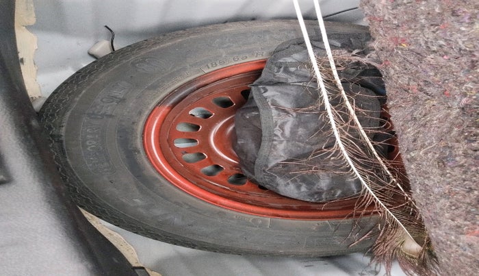 2022 Nissan MAGNITE XE, Petrol, Manual, 59,723 km, tyre