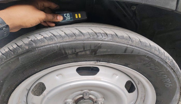 2022 Nissan MAGNITE XE, Petrol, Manual, 59,723 km, tyre