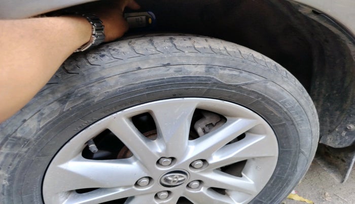 2018 Toyota Innova Crysta 2.8 GX AT 7 STR, Diesel, Automatic, 1,36,309 km, tyre