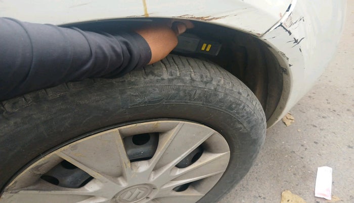 2011 Maruti SX4 VXI, CNG, Manual, 1,01,500 km, tyre