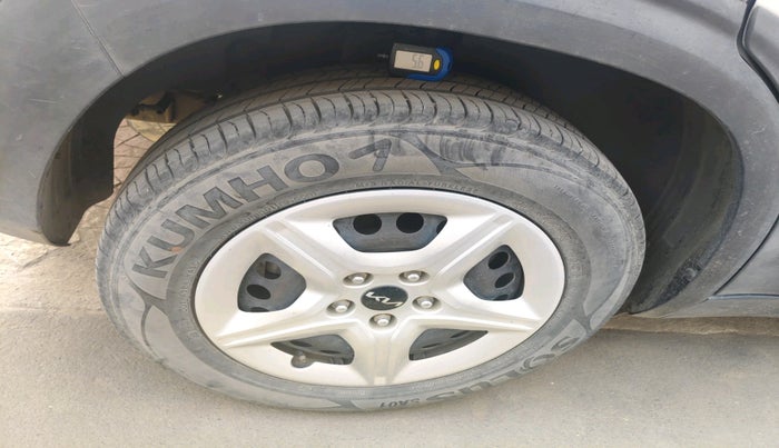 2023 KIA SELTOS HTE 1.5D IMT, Diesel, Manual, 21,561 km, tyre