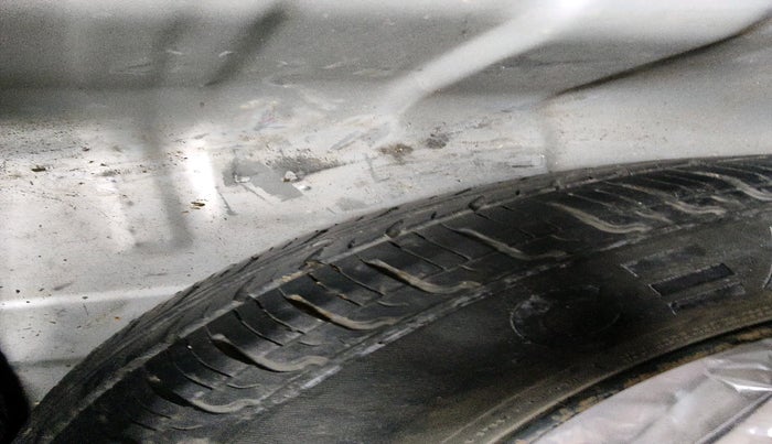 2018 Renault Kwid RXT 1.0 AMT (O), Petrol, Automatic, 97,647 km, tyre