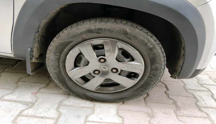 2018 Renault Kwid RXT 1.0 AMT (O), Petrol, Automatic, 97,647 km, tyre