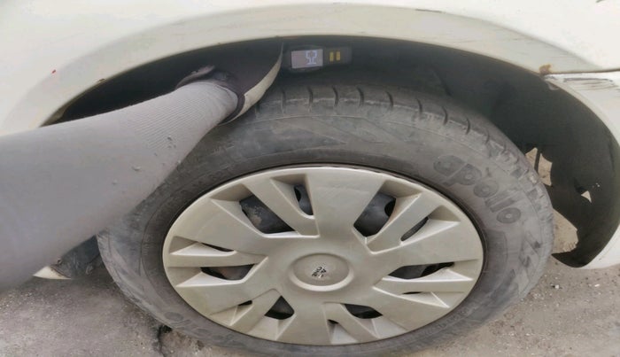 2009 Ford Fiesta ZXI 1.4 DIESEL, Diesel, Manual, 93,278 km, tyre