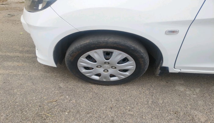 2015 Honda Amaze 1.2L I-VTEC S, Petrol, Manual, 85,280 km, tyre