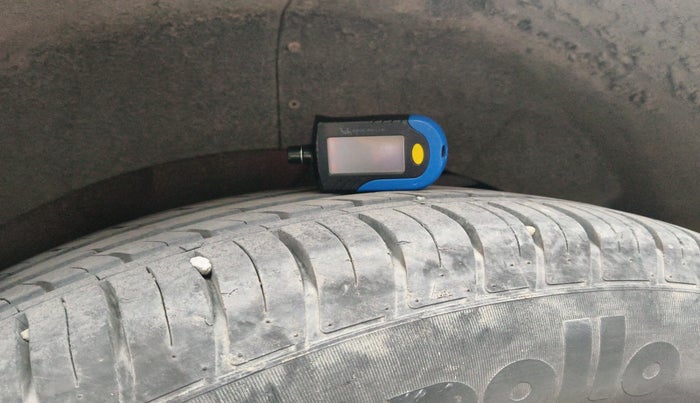 2018 Mahindra XUV500 W11 AT, Diesel, Automatic, 97,459 km, tyre