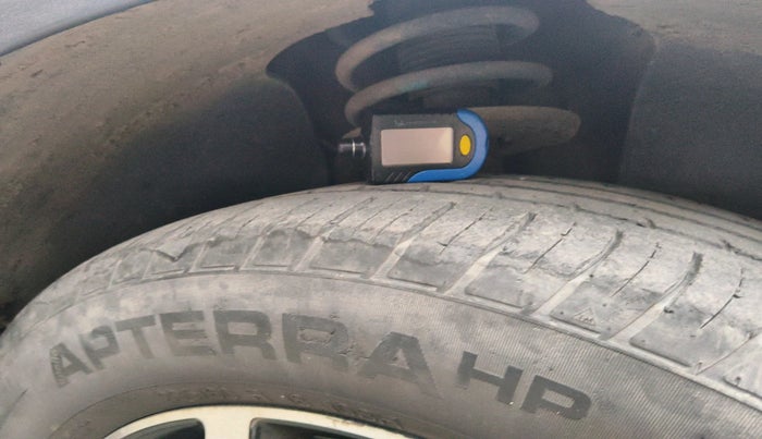 2018 Mahindra XUV500 W11 AT, Diesel, Automatic, 97,459 km, tyre