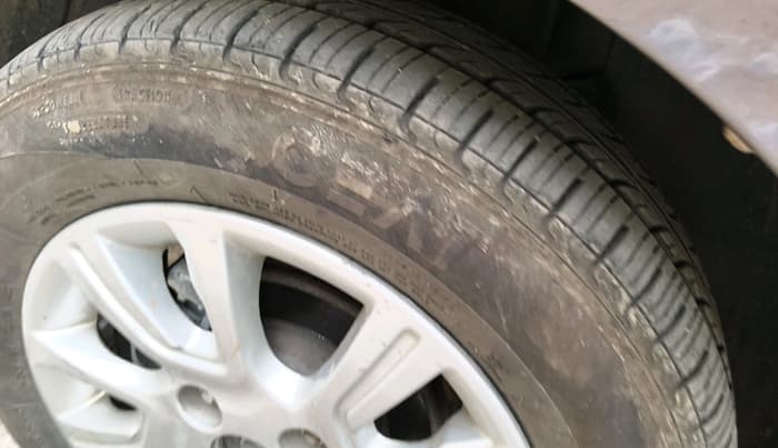 2017 Tata Tiago XT PETROL, Petrol, Manual, 46,741 km, tyre
