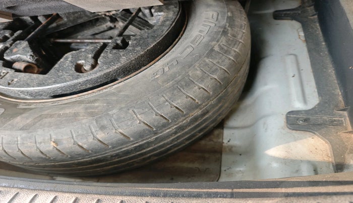 2017 Hyundai Creta S PLUS 1.4 DIESEL, Diesel, Manual, 1,73,198 km, tyre