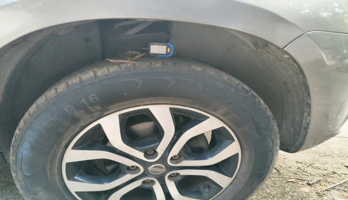 2014 Nissan Terrano XL D PLUS, Diesel, Manual, 86,027 km, tyre