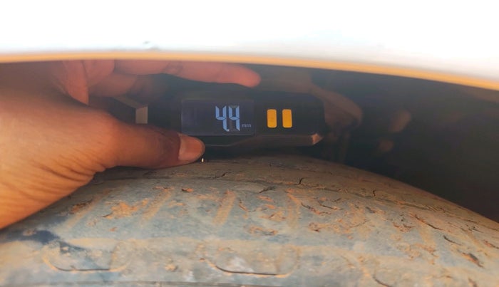 2012 BMW 5 Series 520D 2.0, Diesel, Automatic, 98,014 km, tyre