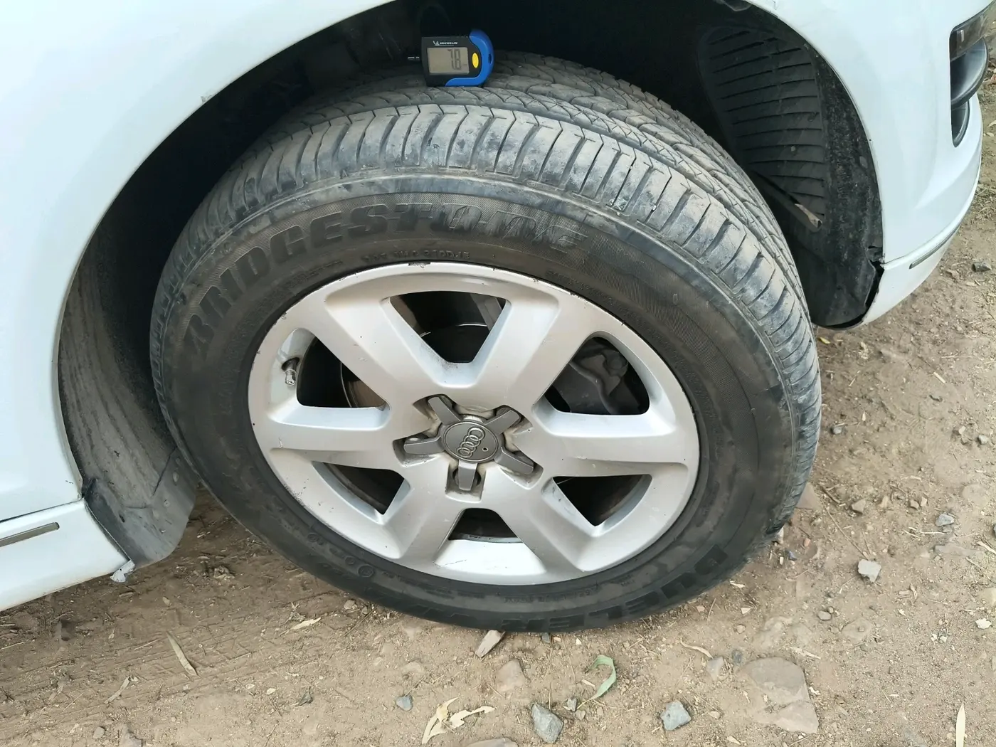 2013 Audi Q7 3.0 TDI QUATTRO, Diesel, Automatic, 1,74,000 km, tyre