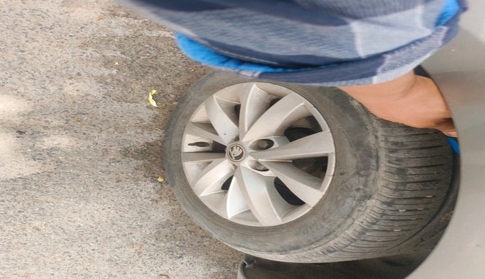 2018 Skoda Octavia 2.0 TDI L&K AT, Diesel, Automatic, 67,191 km, tyre