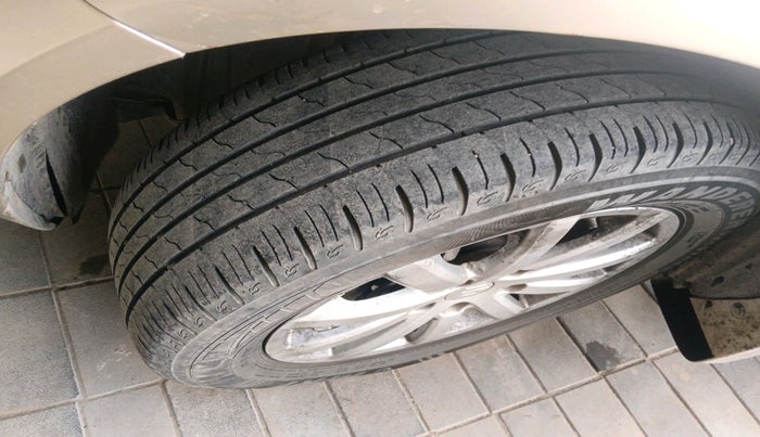 2013 Maruti SX4 ZXI, Petrol, Manual, 78,492 km, tyre