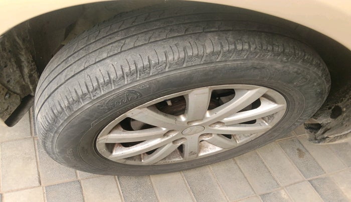 2013 Maruti SX4 ZXI, Petrol, Manual, 78,492 km, tyre