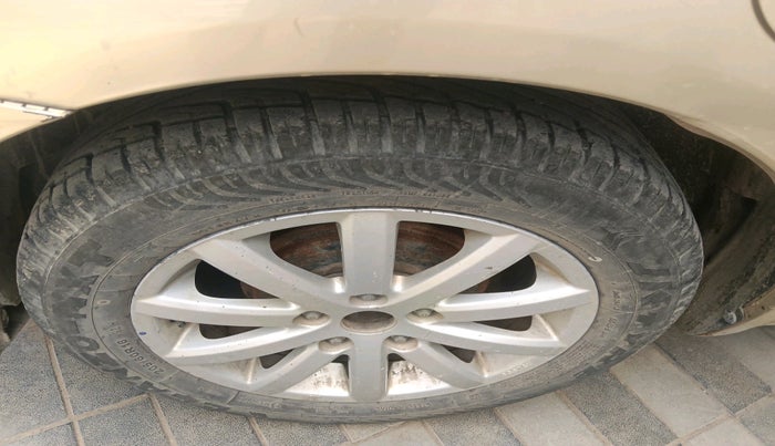 2013 Maruti SX4 ZXI, Petrol, Manual, 78,492 km, tyre