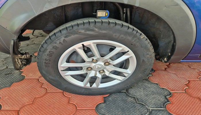 2019 Renault TRIBER RXT, Petrol, Manual, 1,00,129 km, tyre