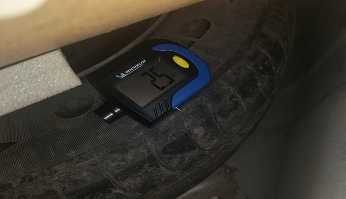 2017 Hyundai Elite i20 MAGNA EXECUTIVE 1.4 CRDI, Diesel, Manual, 94,887 km, tyre