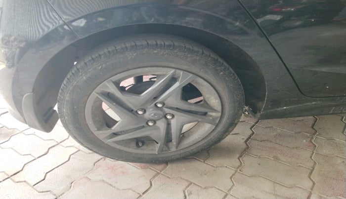 2023 Hyundai NEW I20 SPORTZ 1.2 MT, Petrol, Manual, 50,524 km, tyre