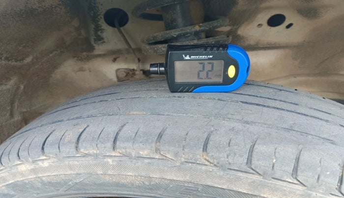 2018 Maruti Wagon R 1.0 VXI, Petrol, Manual, 1,70,202 km, tyre