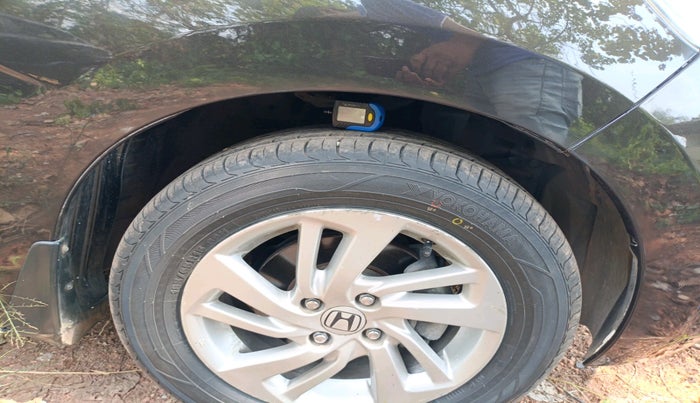 2016 Honda Jazz 1.5L I-DTEC VX, Diesel, Manual, 69,835 km, tyre