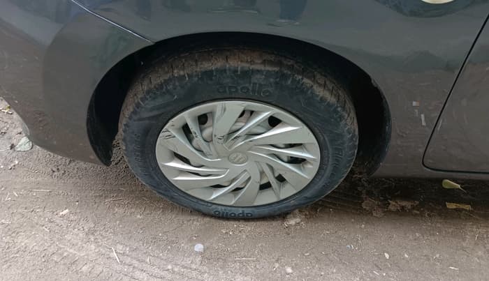 2022 Maruti Baleno SIGMA PETROL 1.2, Petrol, Manual, 55,513 km, tyre