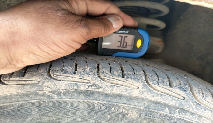 2013 Hyundai Santro Xing GL PLUS, CNG, Manual, 81,325 km, tyre