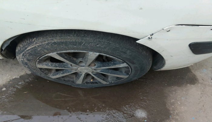 2013 Hyundai Santro Xing GL PLUS, CNG, Manual, 97,064 km, tyre