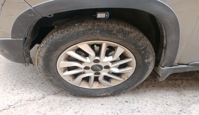 2017 Mahindra Kuv100 K6 D 6 STR, Diesel, Manual, 46,532 km, tyre