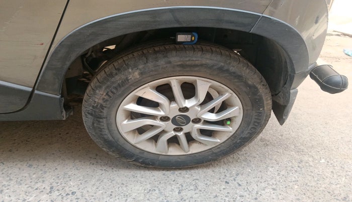 2017 Mahindra Kuv100 K6 D 6 STR, Diesel, Manual, 46,532 km, tyre