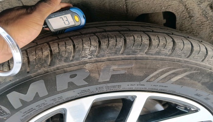 2024 Mahindra XUV 3XO AX5 1.2 L TCMPFi, Petrol, Manual, 7,722 km, tyre