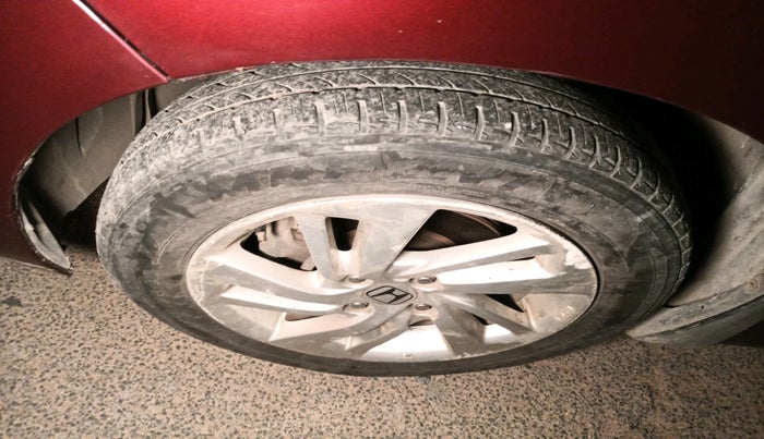 2016 Honda Jazz 1.2L I-VTEC V, Petrol, Manual, 90,860 km, tyre