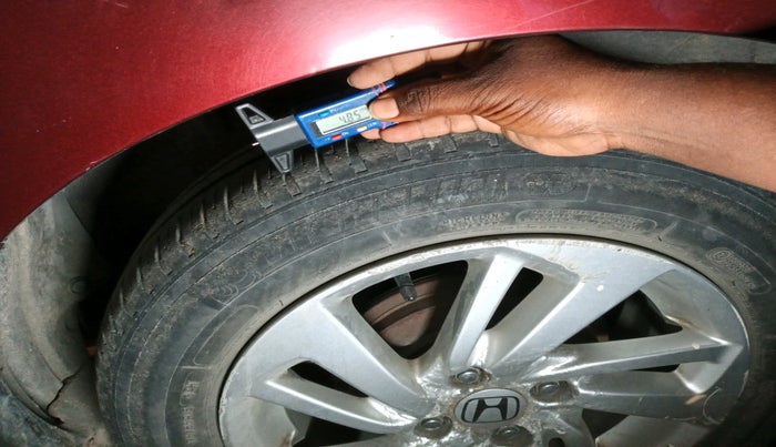 2016 Honda Jazz 1.2L I-VTEC V, Petrol, Manual, 90,860 km, tyre